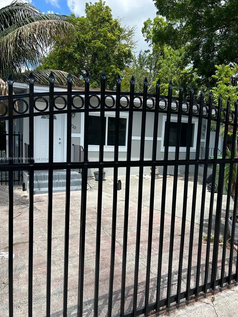 ROSE LAWN PK A SUB - Residential Income