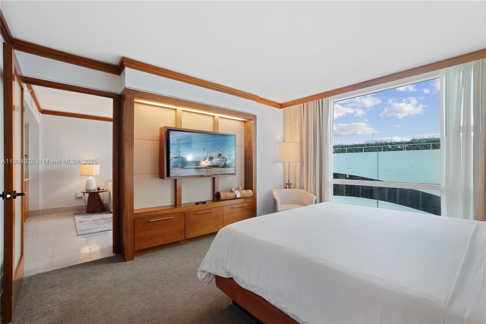 CENTRAL CARILLON BEACH CO - Residential Lease