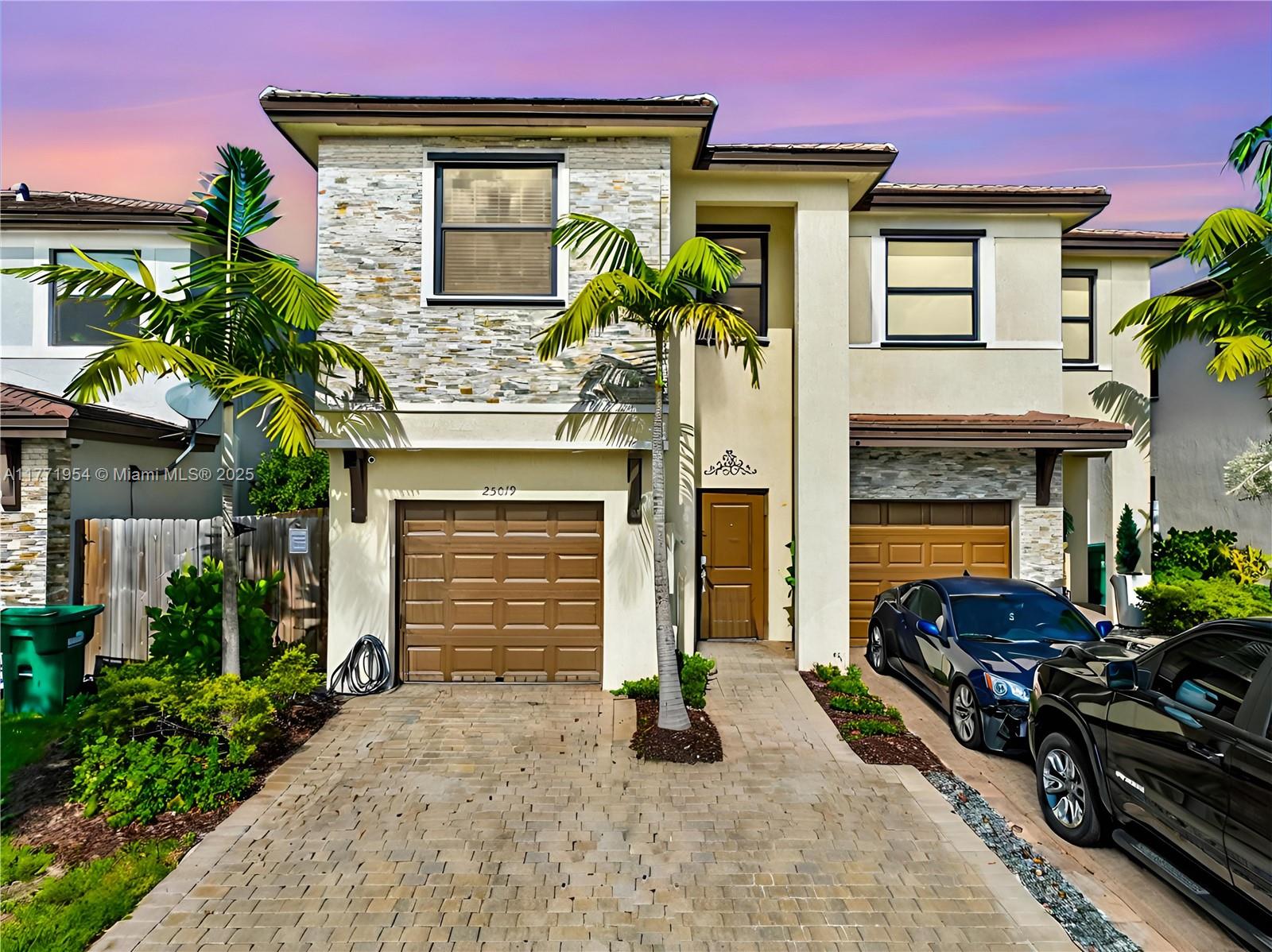 Property for Sale at 25019 Sw 108th Ave, Homestead, Miami-Dade County, Florida - Bedrooms: 3 
Bathrooms: 3  - $500,000