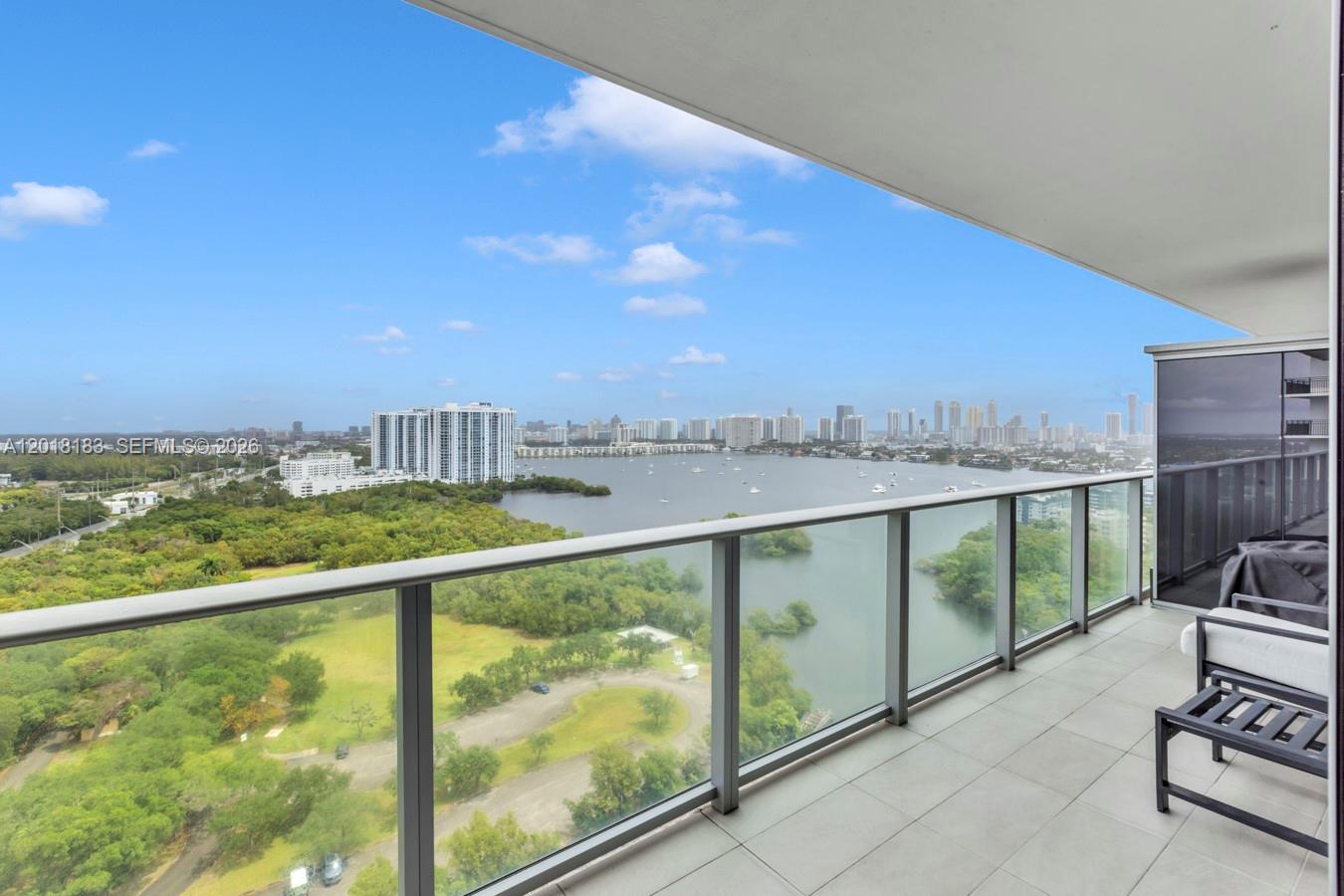 THE HARBOUR NORTH CONDO - Residential