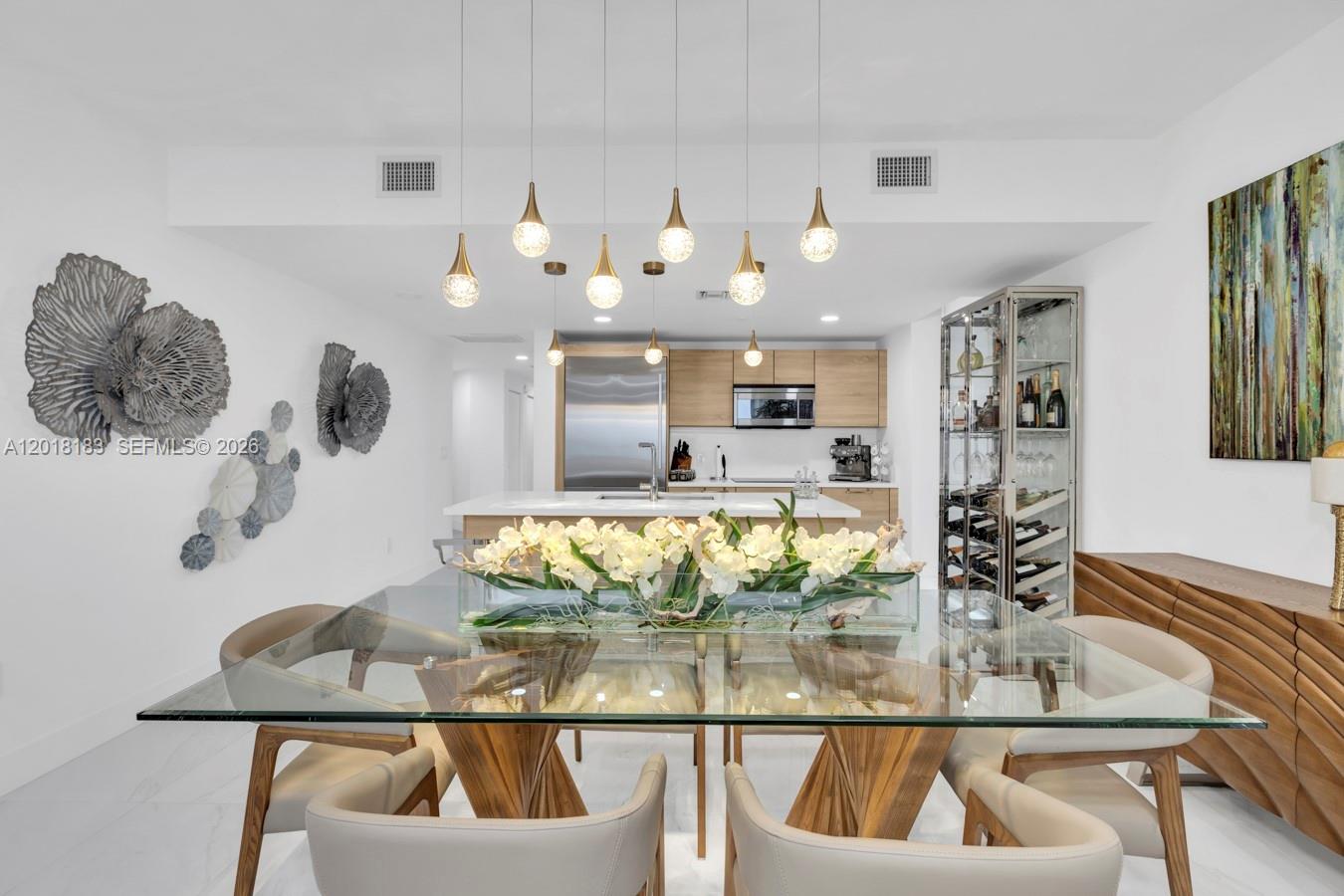 THE HARBOUR NORTH CONDO - Residential
