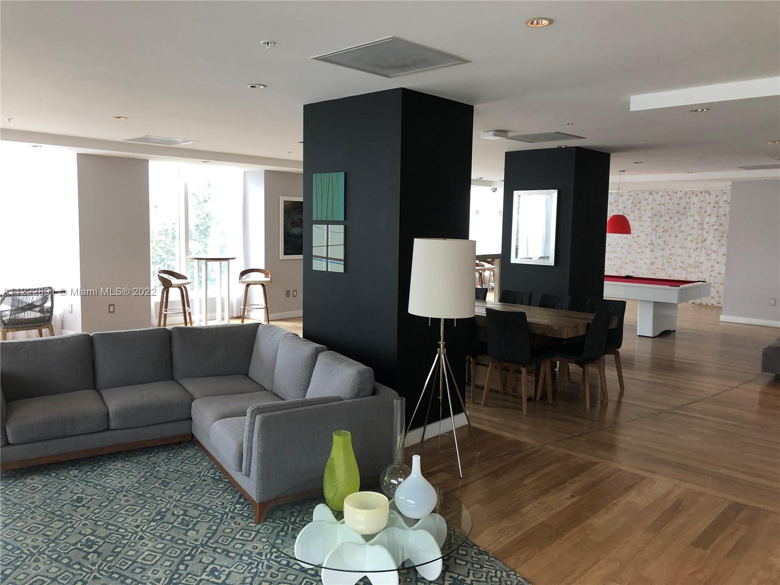 THE LOFT DOWNTOWN II COND - Residential