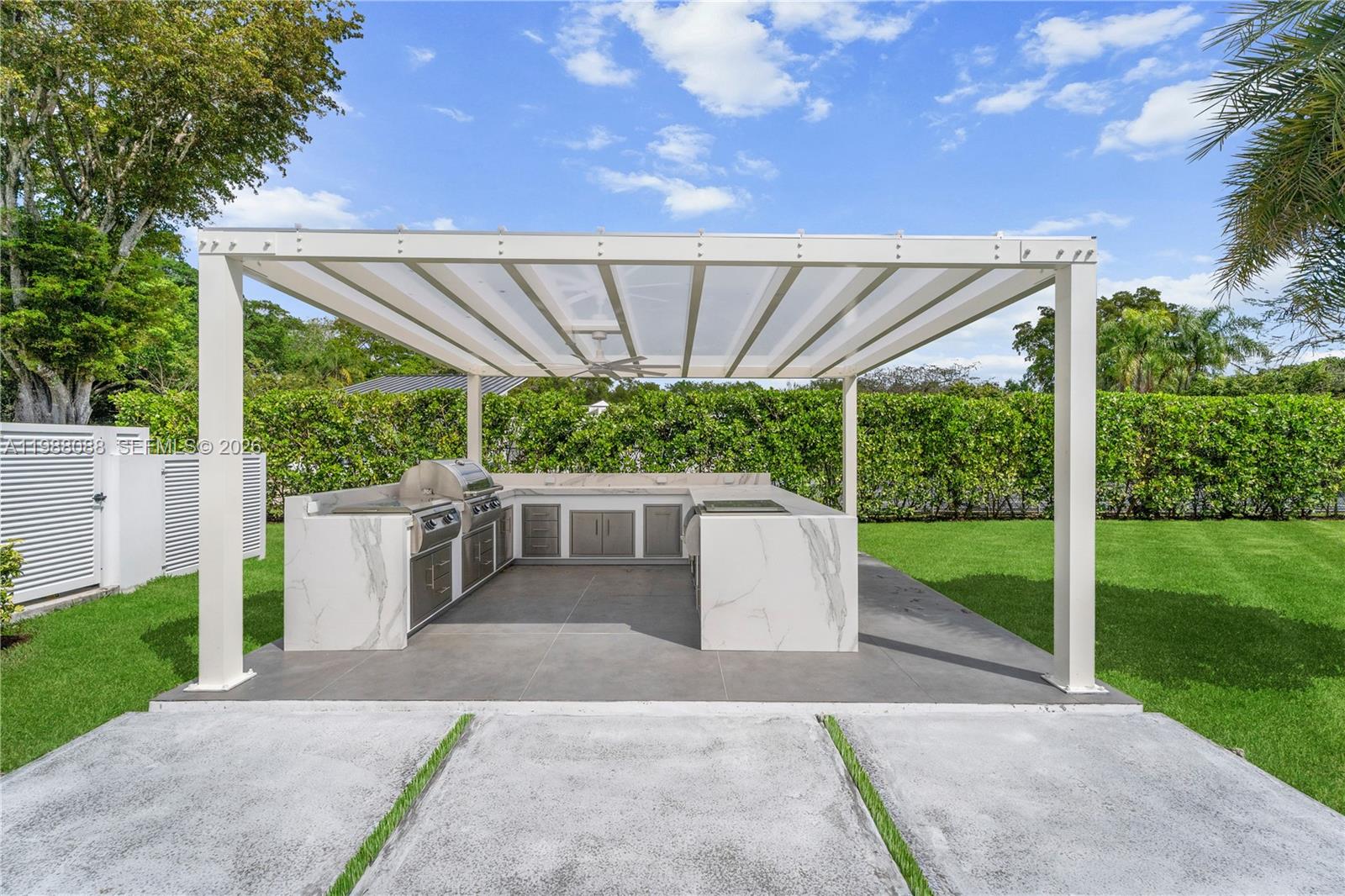 BAY RIDGE ESTS - Residential