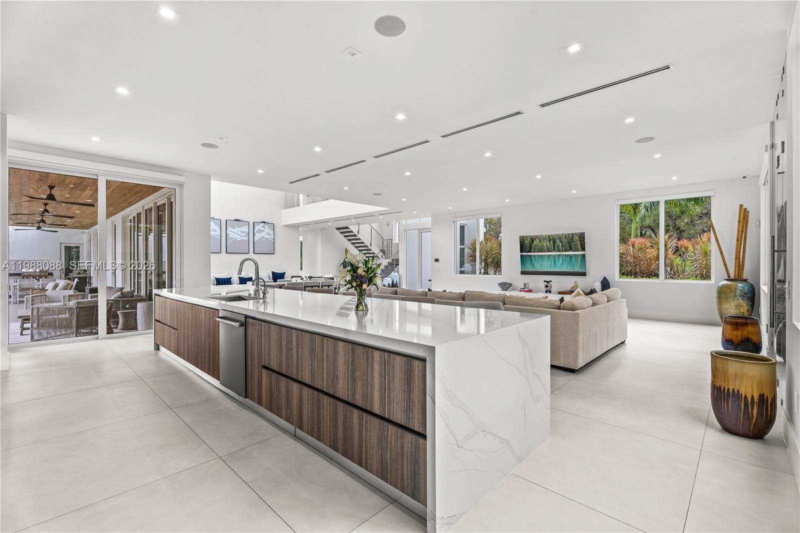 BAY RIDGE ESTS - Residential