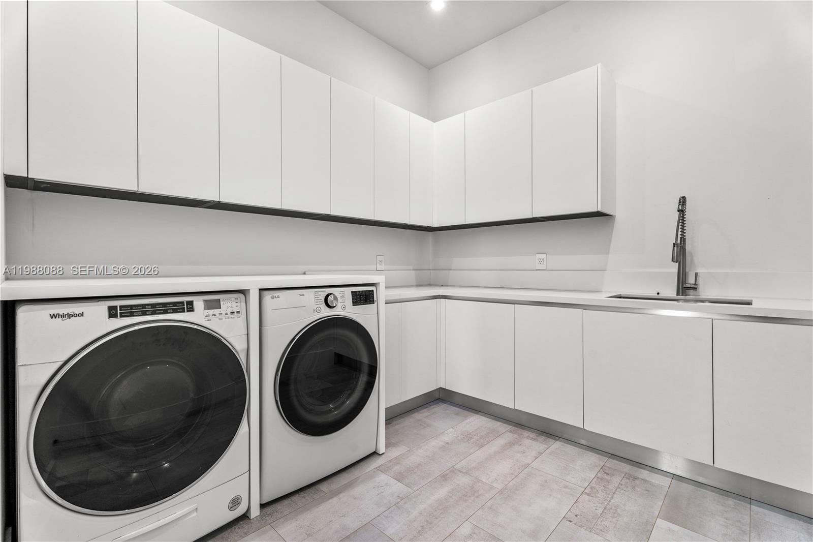 BAY RIDGE ESTS - Residential