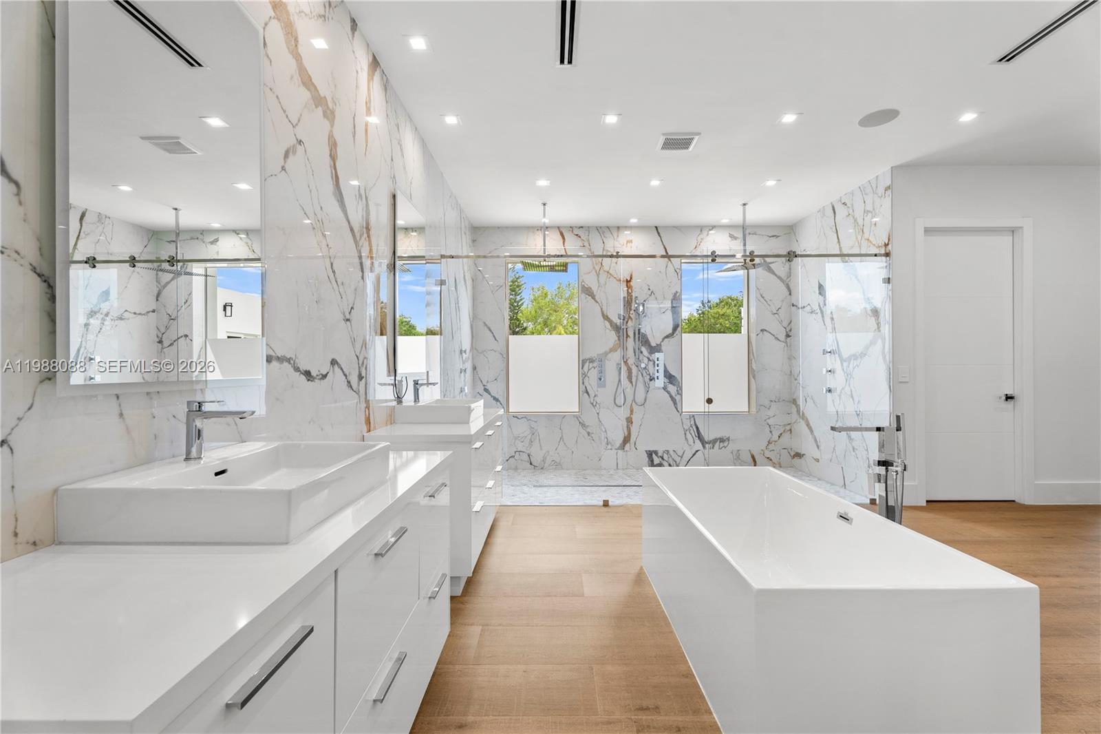 BAY RIDGE ESTS - Residential