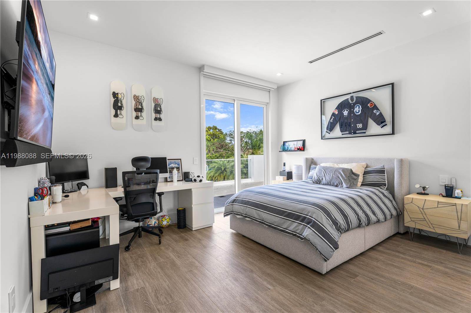 BAY RIDGE ESTS - Residential