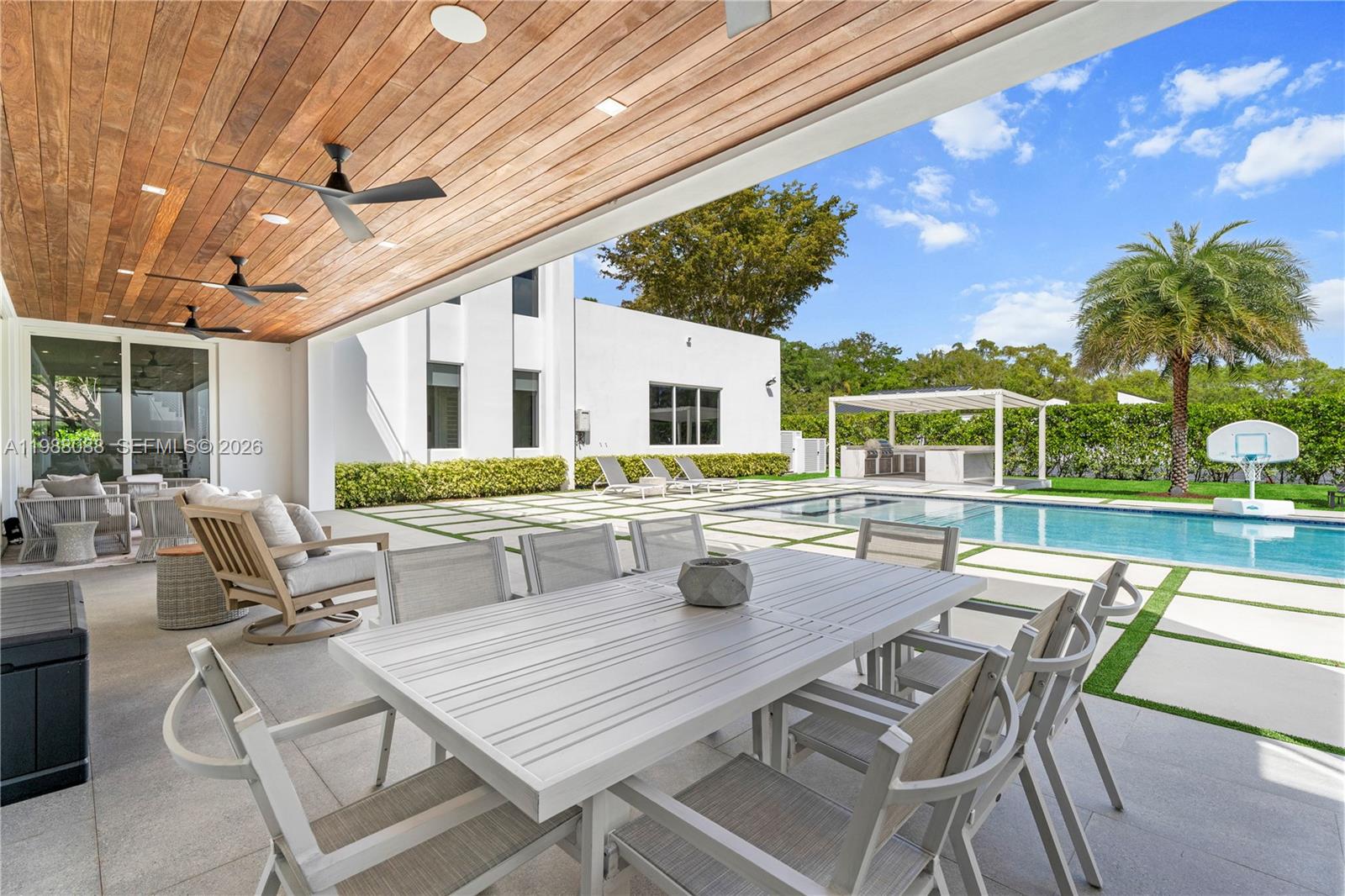 BAY RIDGE ESTS - Residential