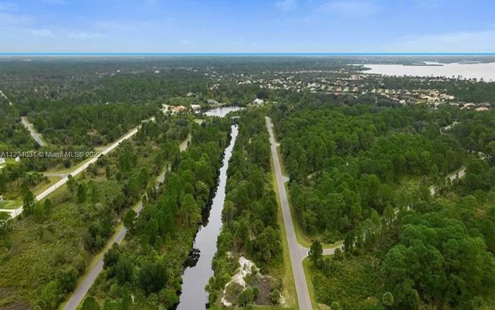 Port Charlotte 61 - Land