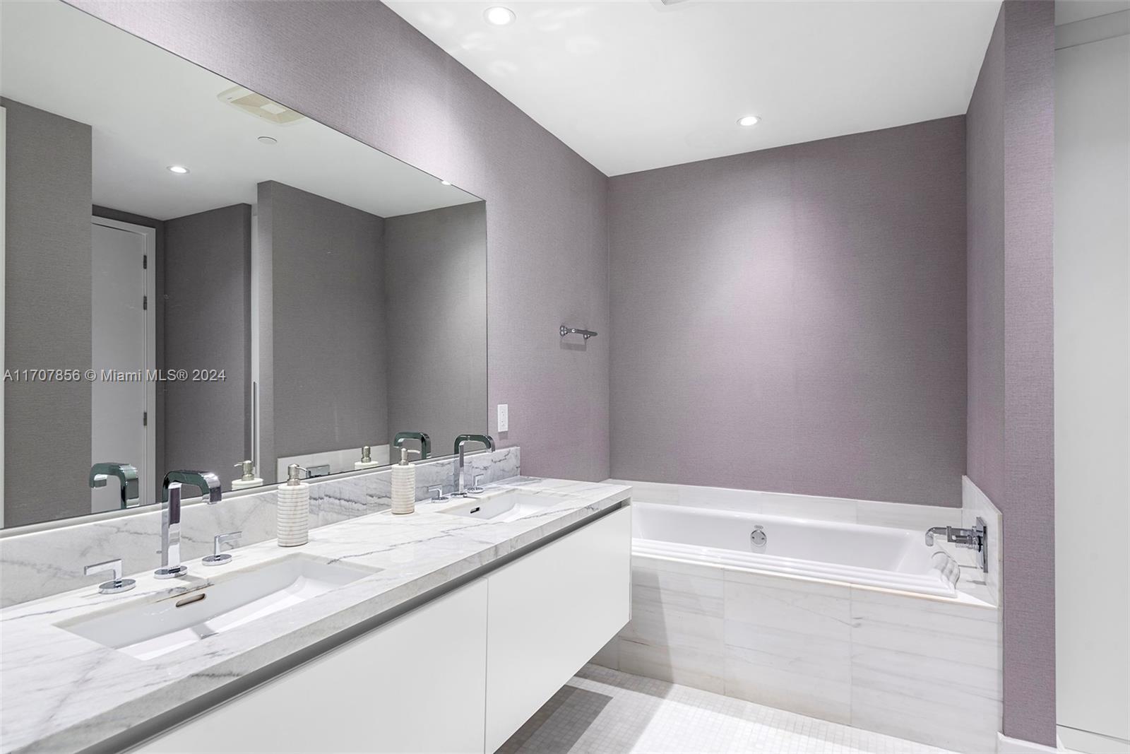 Missoni Baia - Residential
