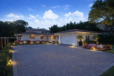 52 Camden Dr Bal Harbour FL 33154