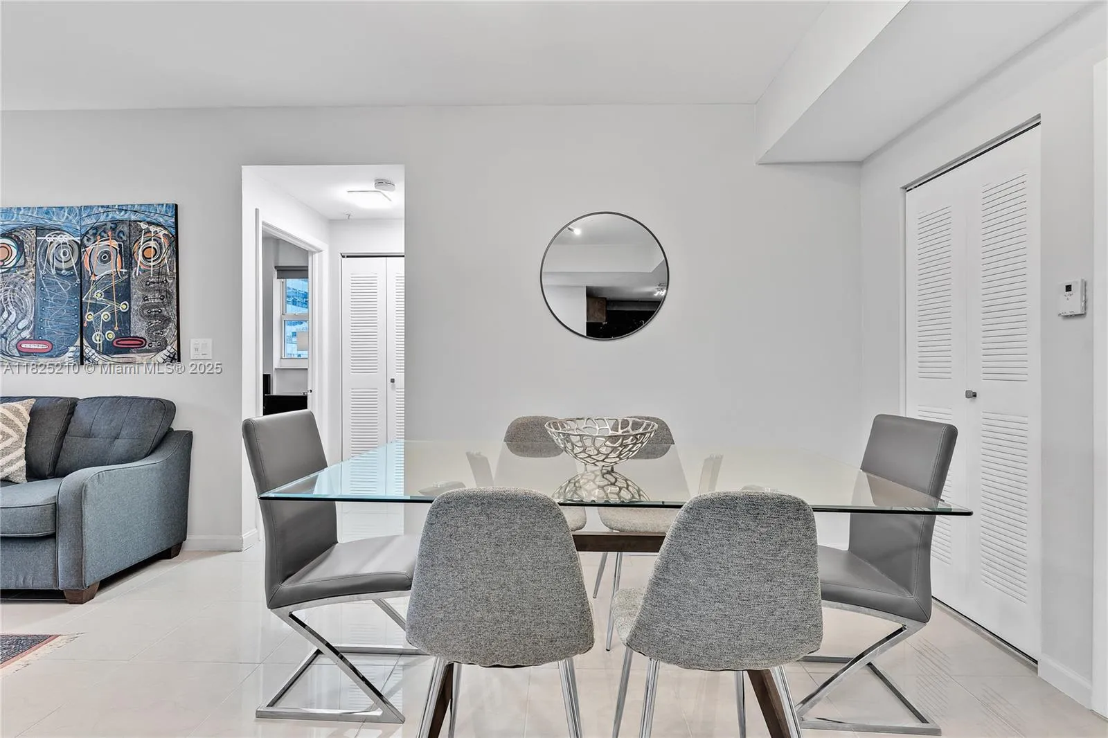 Miami, Florida 33131, United States, 2 Bedrooms Bedrooms, ,2 BathroomsBathrooms,Residential,Active,155102