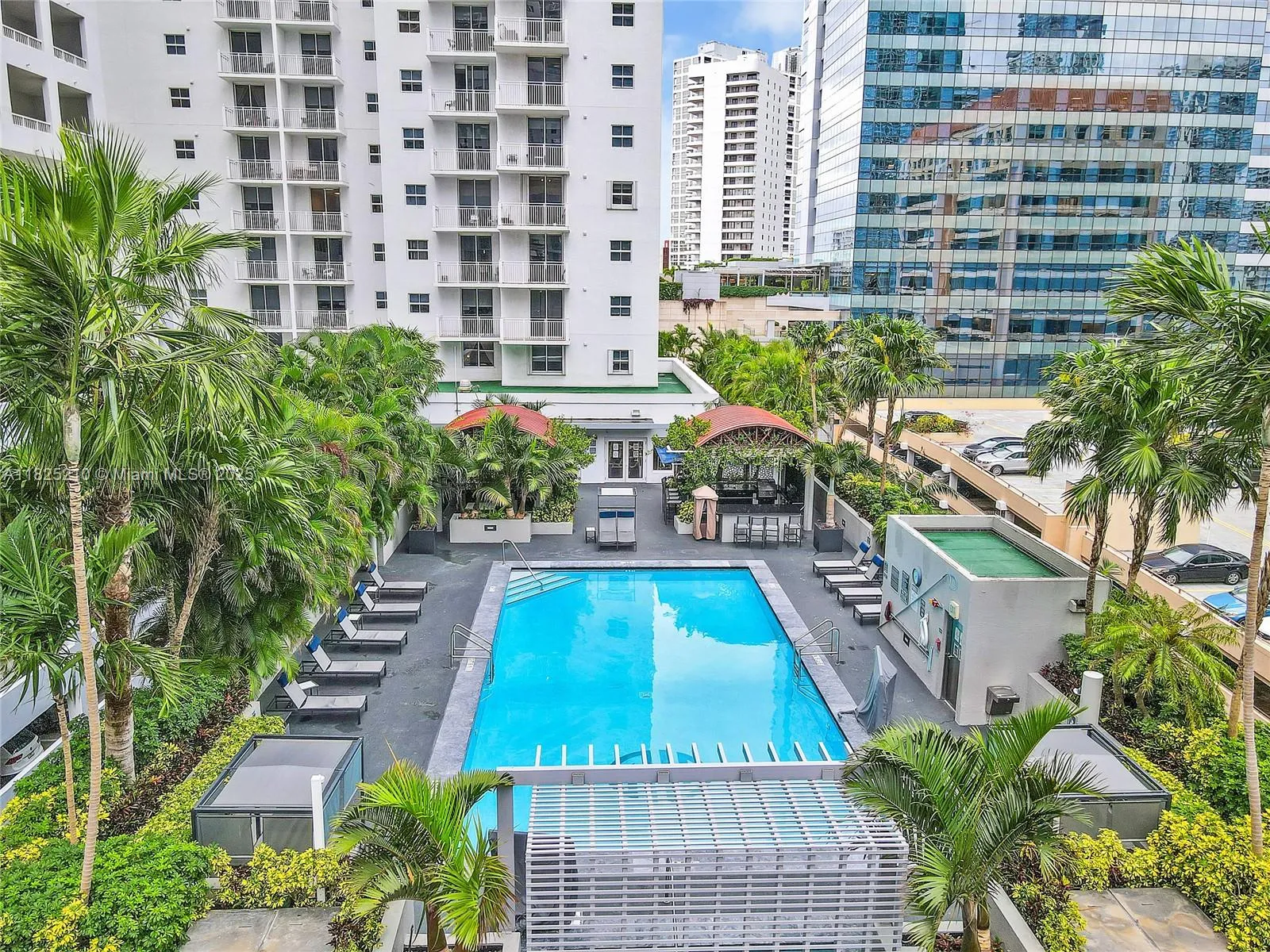 Miami, Florida 33131, United States, 2 Bedrooms Bedrooms, ,2 BathroomsBathrooms,Residential,Active,155102