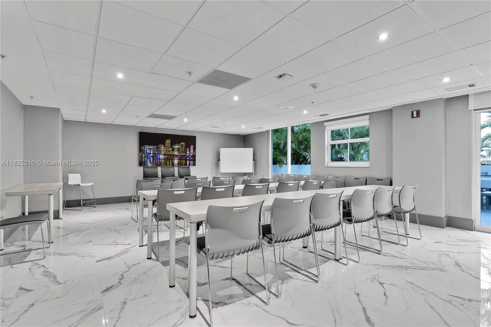 Miami, Florida 33131, United States, 2 Bedrooms Bedrooms, ,2 BathroomsBathrooms,Residential,Active,155102