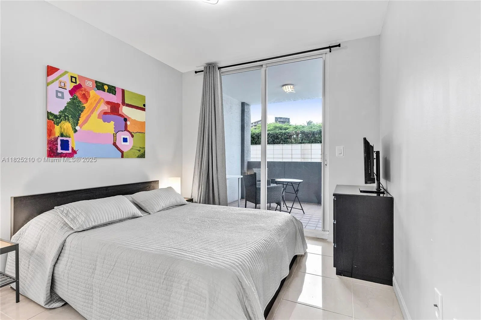 Miami, Florida 33131, United States, 2 Bedrooms Bedrooms, ,2 BathroomsBathrooms,Residential,Active,155102