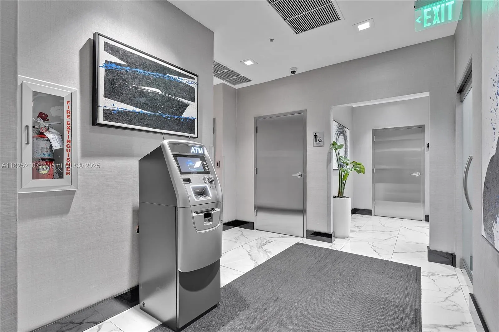 Miami, Florida 33131, United States, 2 Bedrooms Bedrooms, ,2 BathroomsBathrooms,Residential,Active,155102