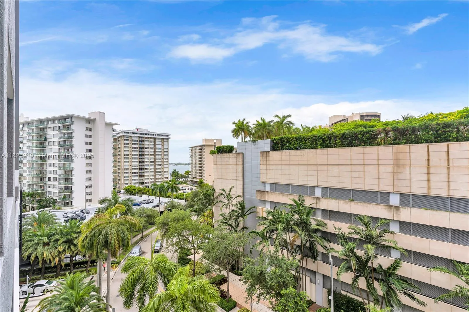 Miami, Florida 33131, United States, 2 Bedrooms Bedrooms, ,2 BathroomsBathrooms,Residential,Active,155102