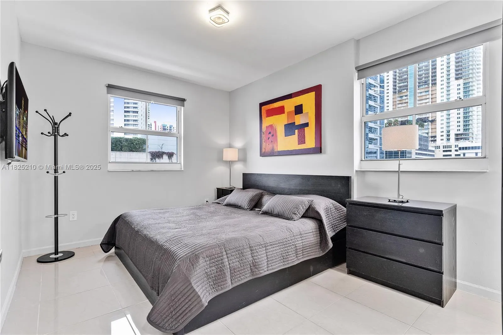 Miami, Florida 33131, United States, 2 Bedrooms Bedrooms, ,2 BathroomsBathrooms,Residential,Active,155102