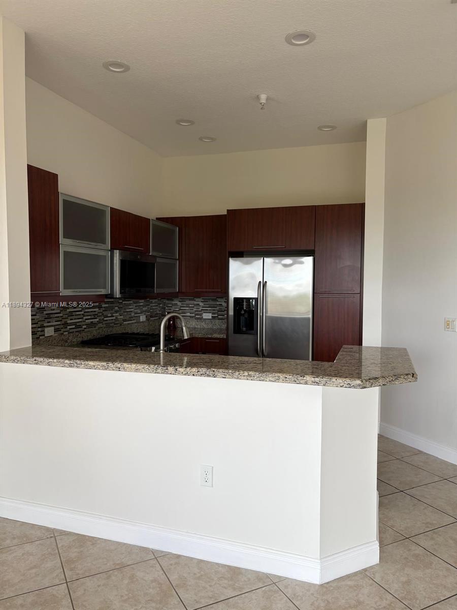 VILLA FLORA CONDO - Residential