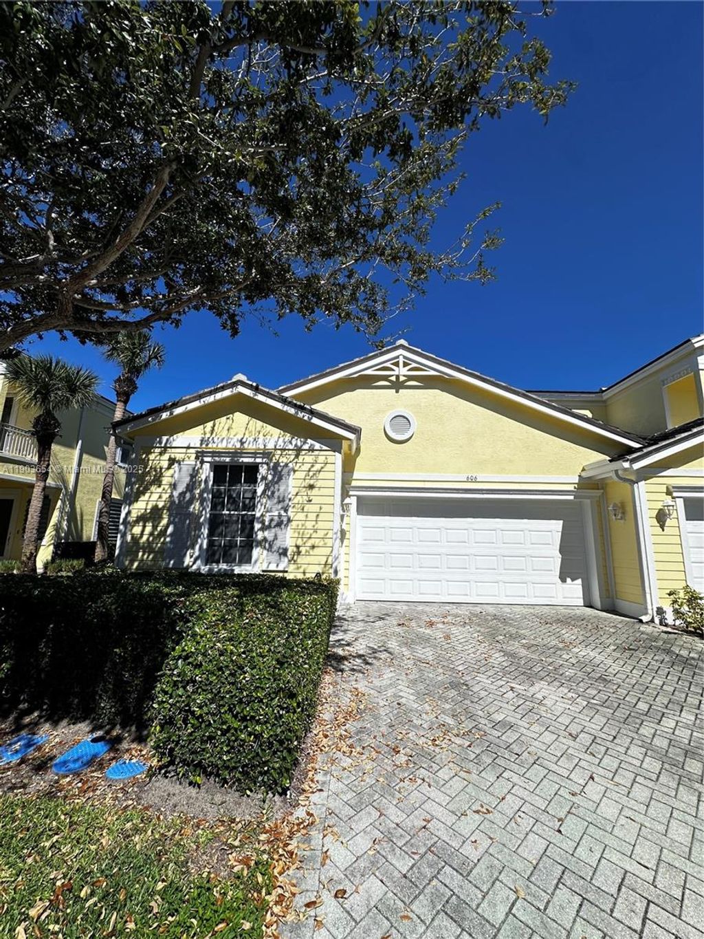 Photo of 606 Mariner Bay Blvd #1, Fort Pierce, FL 34949 (MLS # A11903654)