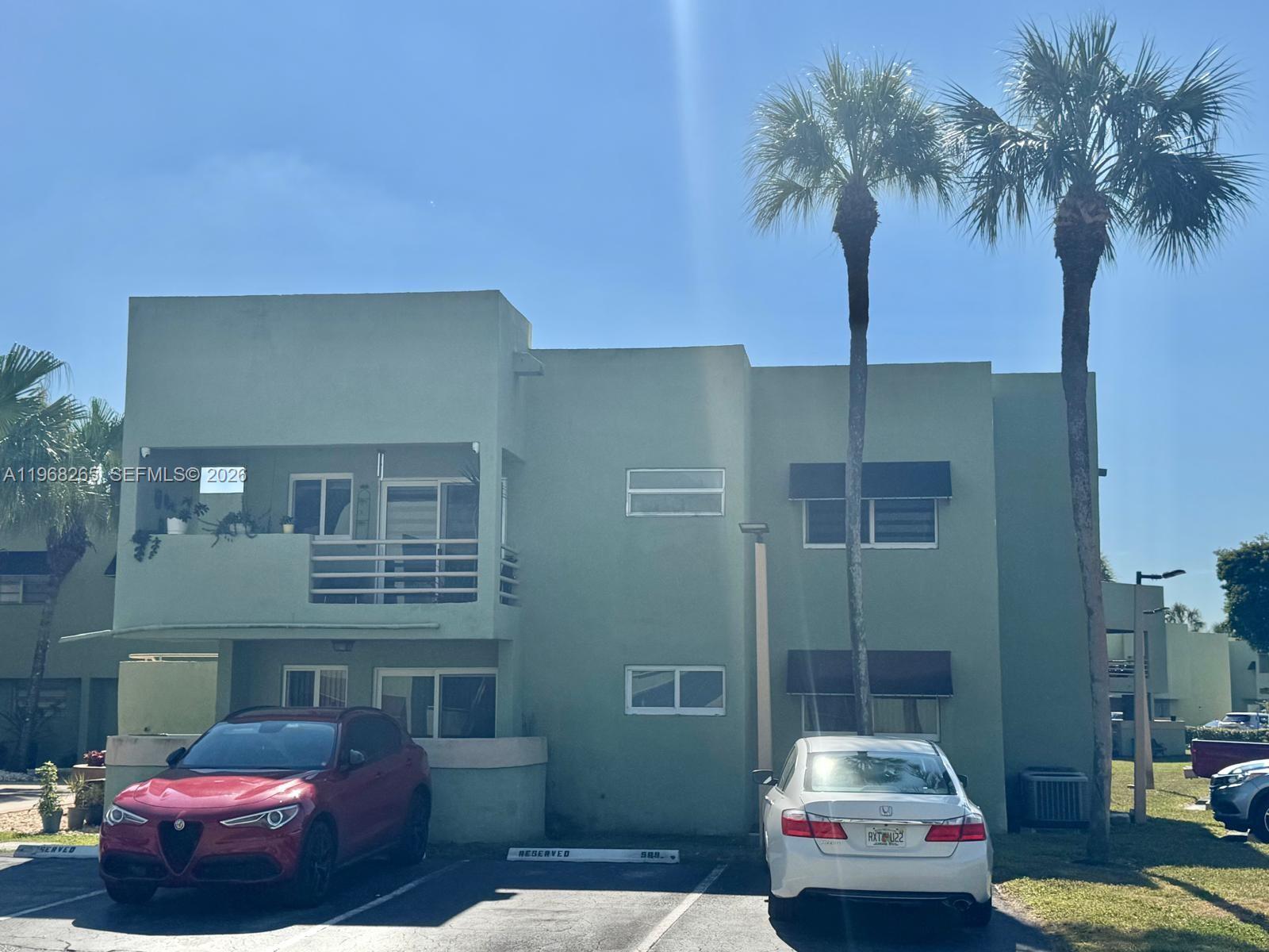 11163 NW 7th St 204-19