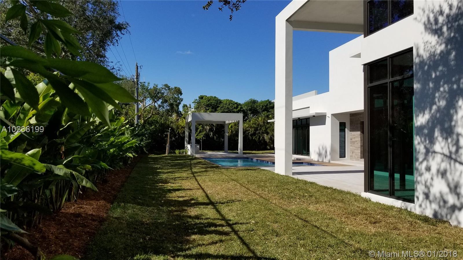 BRIERCLIFF SUB PINECREST - Residential