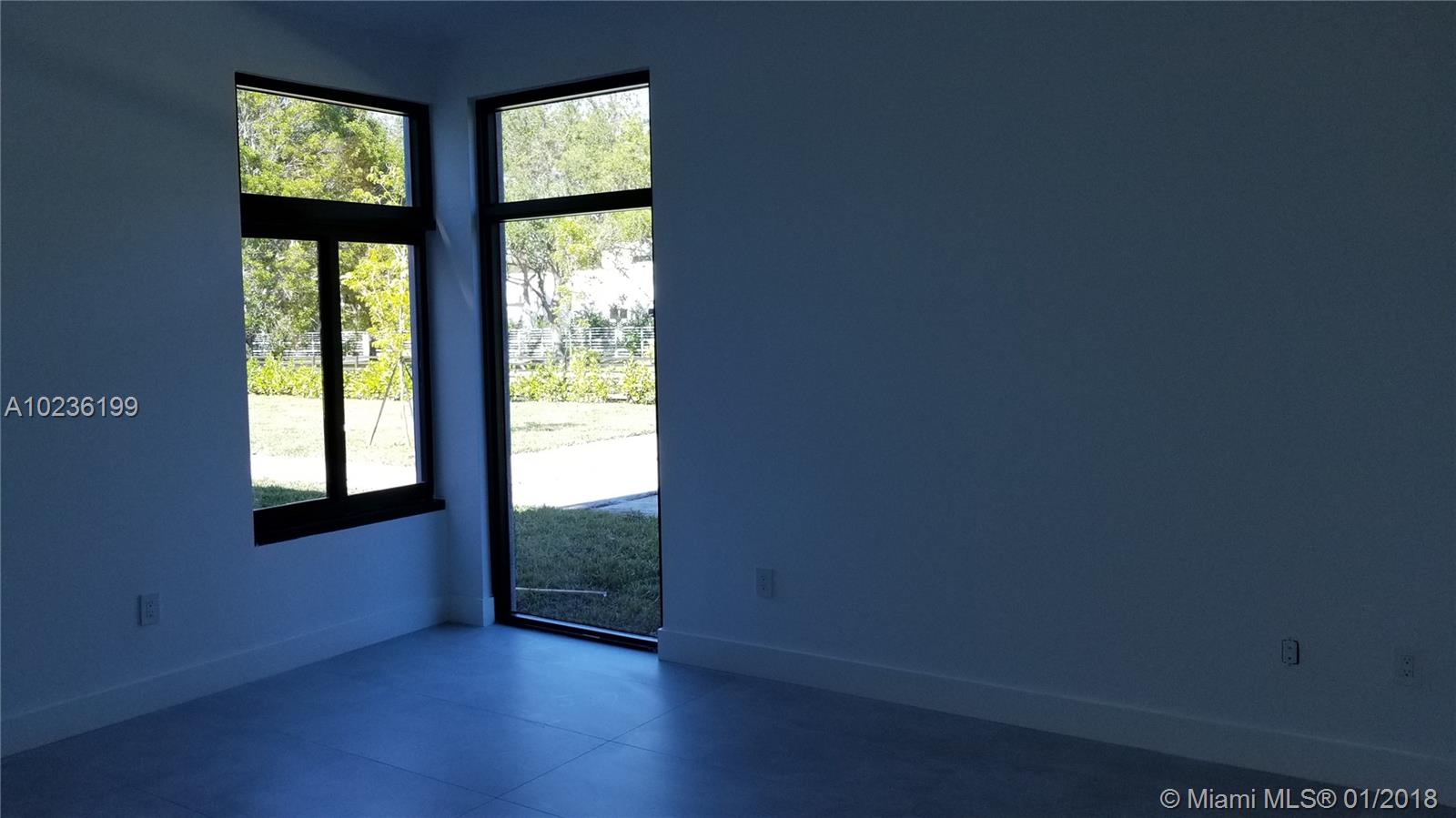 BRIERCLIFF SUB PINECREST - Residential