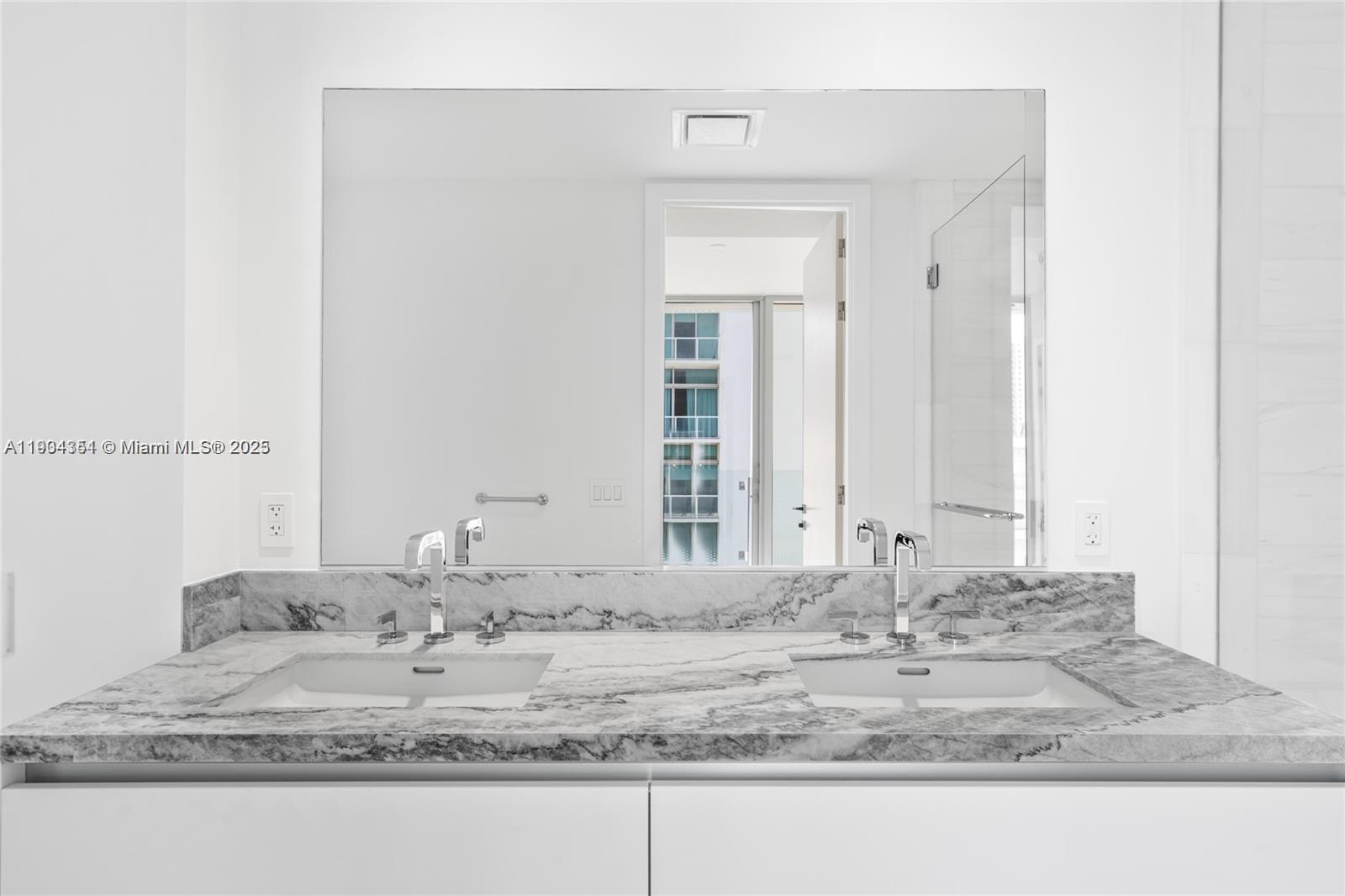 Missoni Baia Condo - Residential