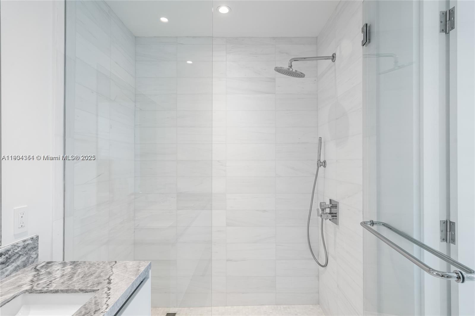 Missoni Baia Condo - Residential