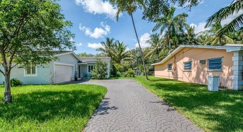 A home in Pinecrest