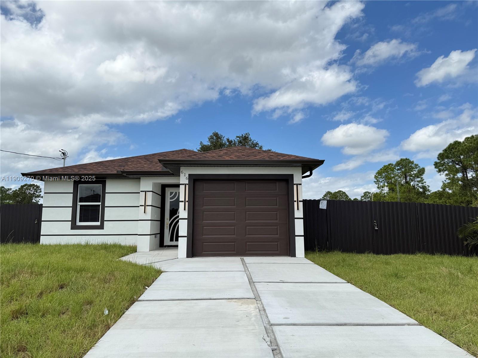 LEHIGH ACRES - Residential