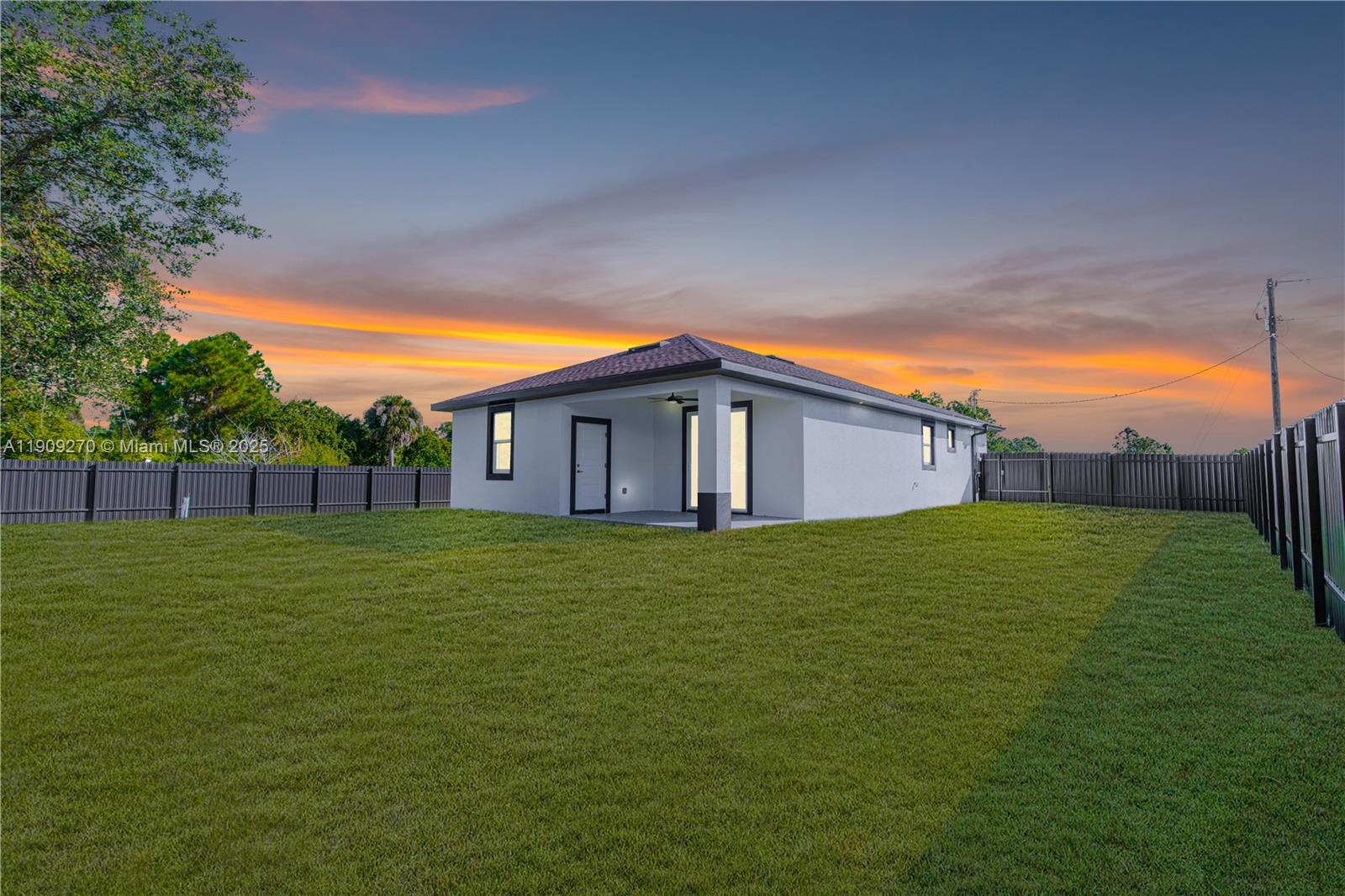 LEHIGH ACRES - Residential