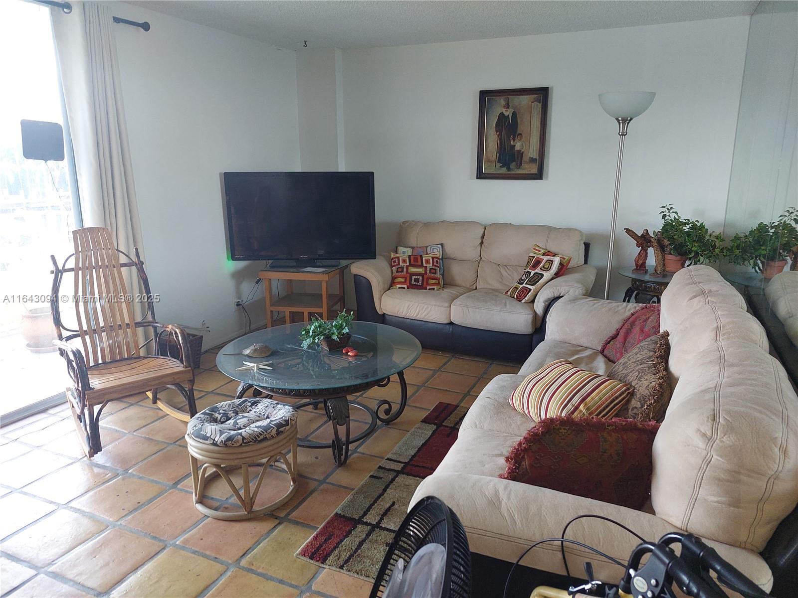 CROMWELL WEST CONDO - Residential