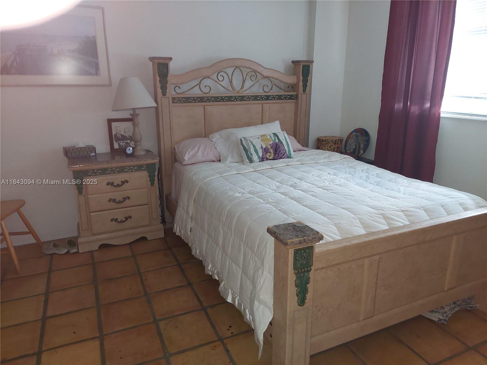 CROMWELL WEST CONDO - Residential