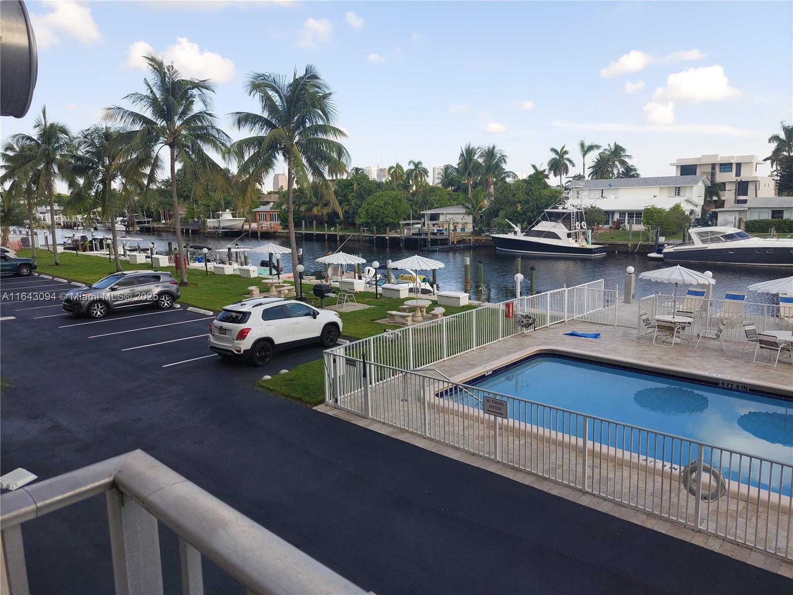 CROMWELL WEST CONDO - Residential