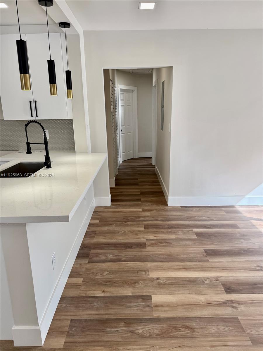 DRIFTWOOD ESTATES NO 20 - Residential