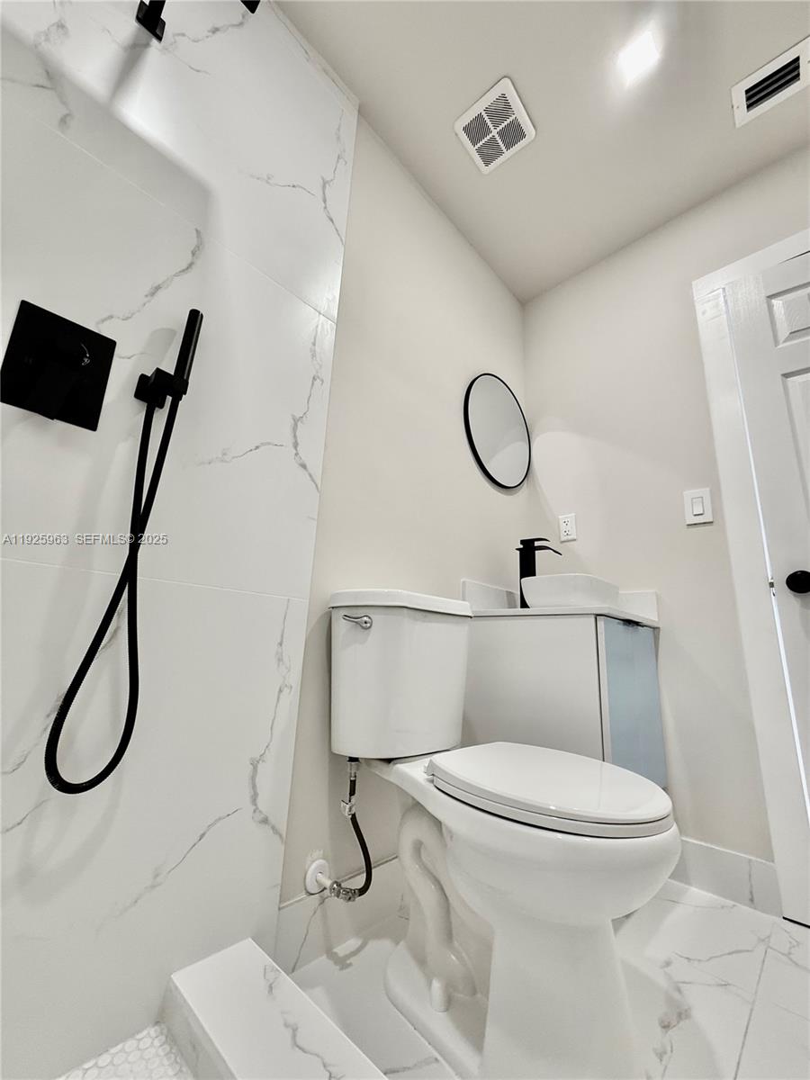 DRIFTWOOD ESTATES NO 20 - Residential