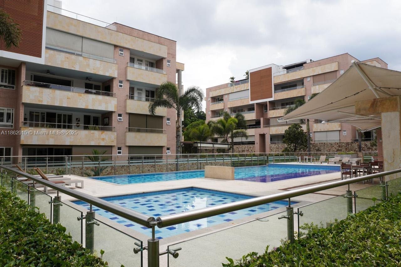 Calle 15 # 122 - 151 # 122 - 151 1