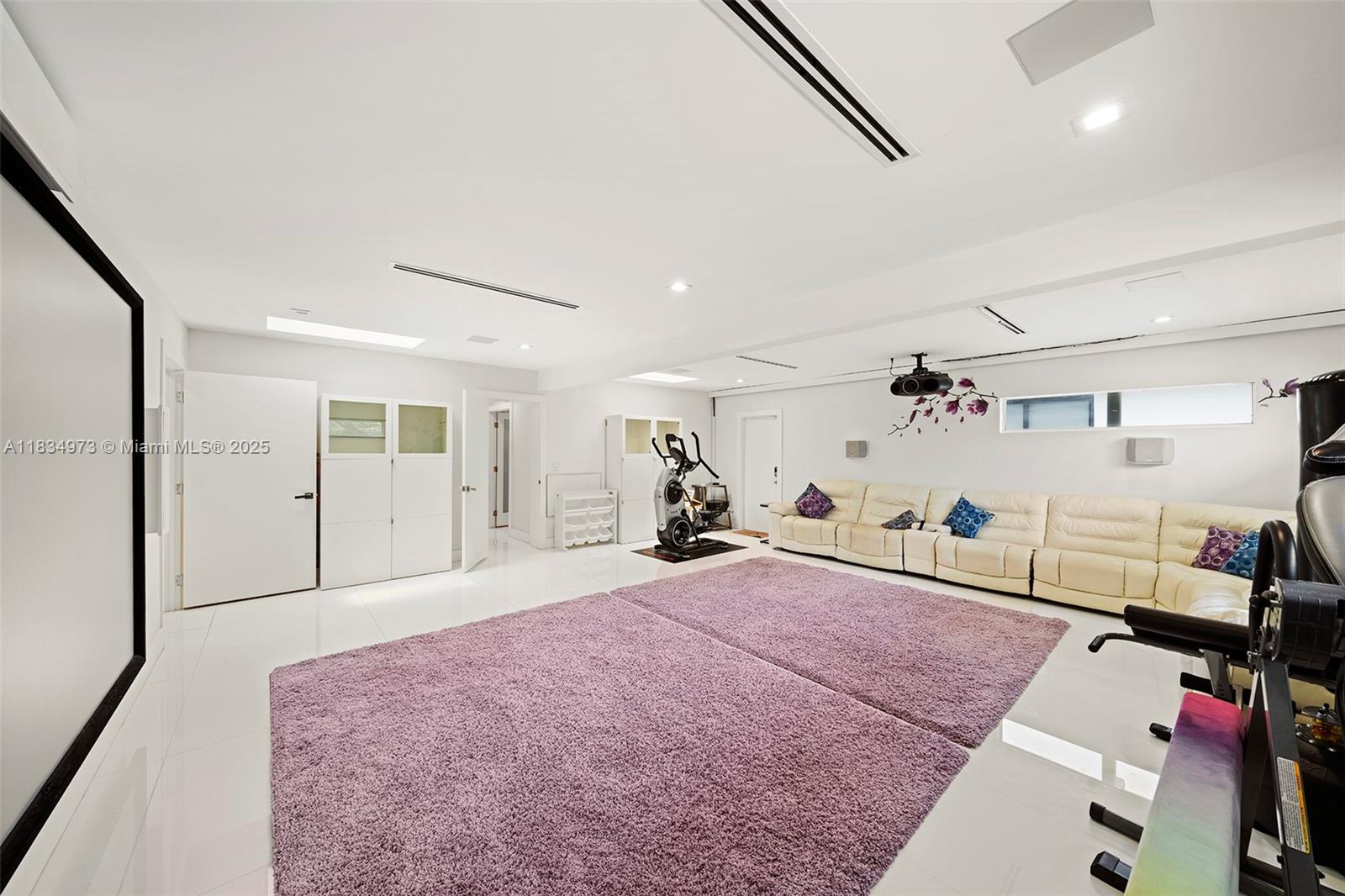 GREYKNOLL ESTATES - Residential