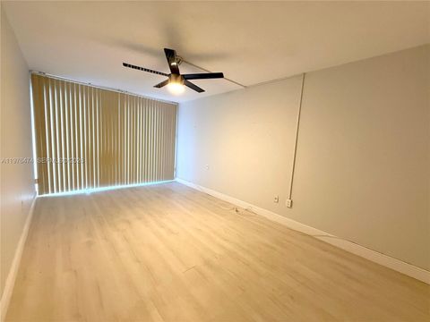 Tiny photo for 6977 SW 115th Pl #E33, Miami, FL 33173 (MLS # A11976474)