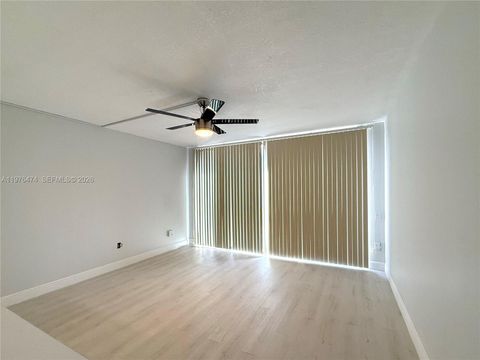 Tiny photo for 6977 SW 115th Pl #E33, Miami, FL 33173 (MLS # A11976474)