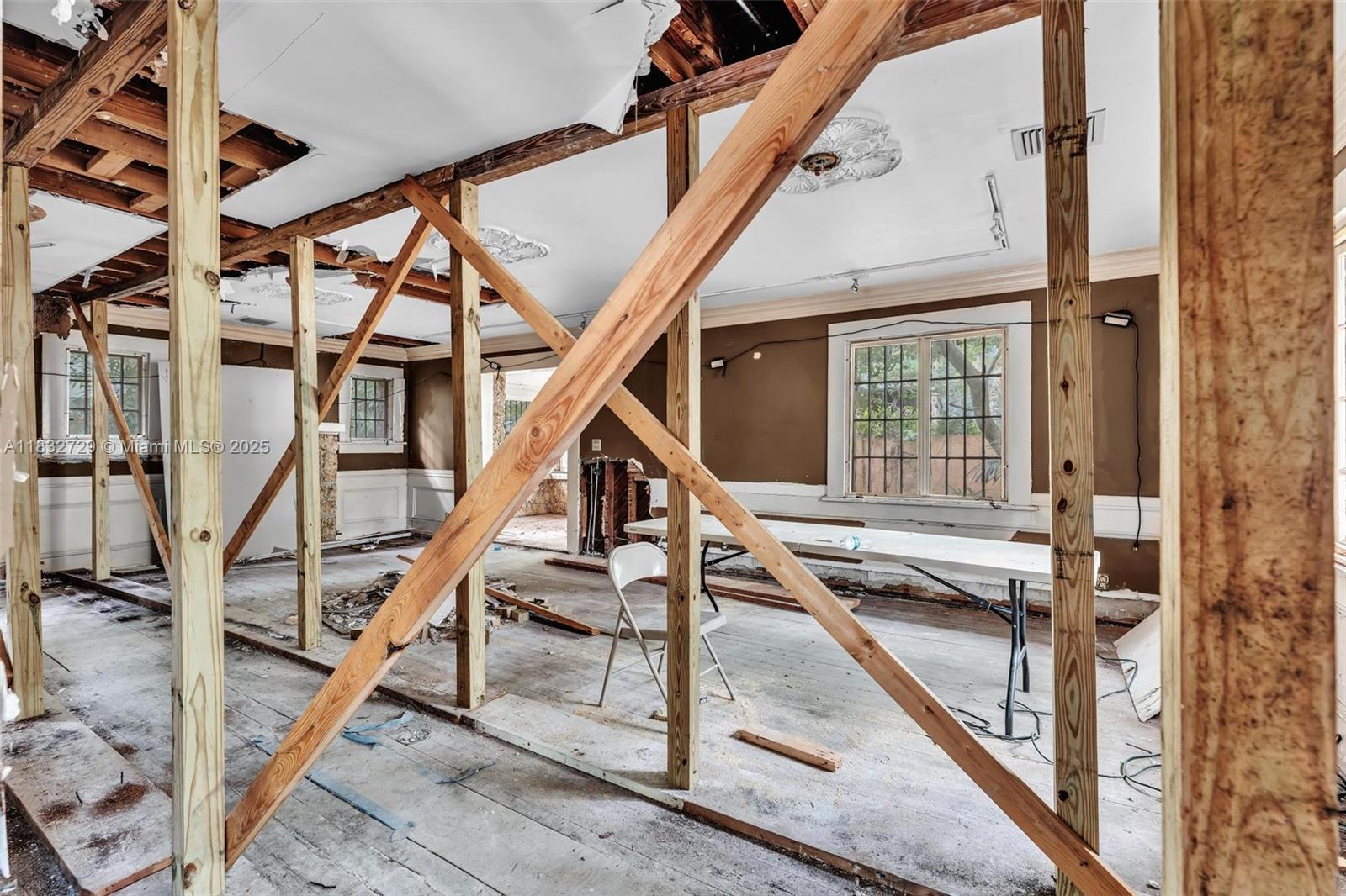 ALLAMANDA GARDENS - Residential