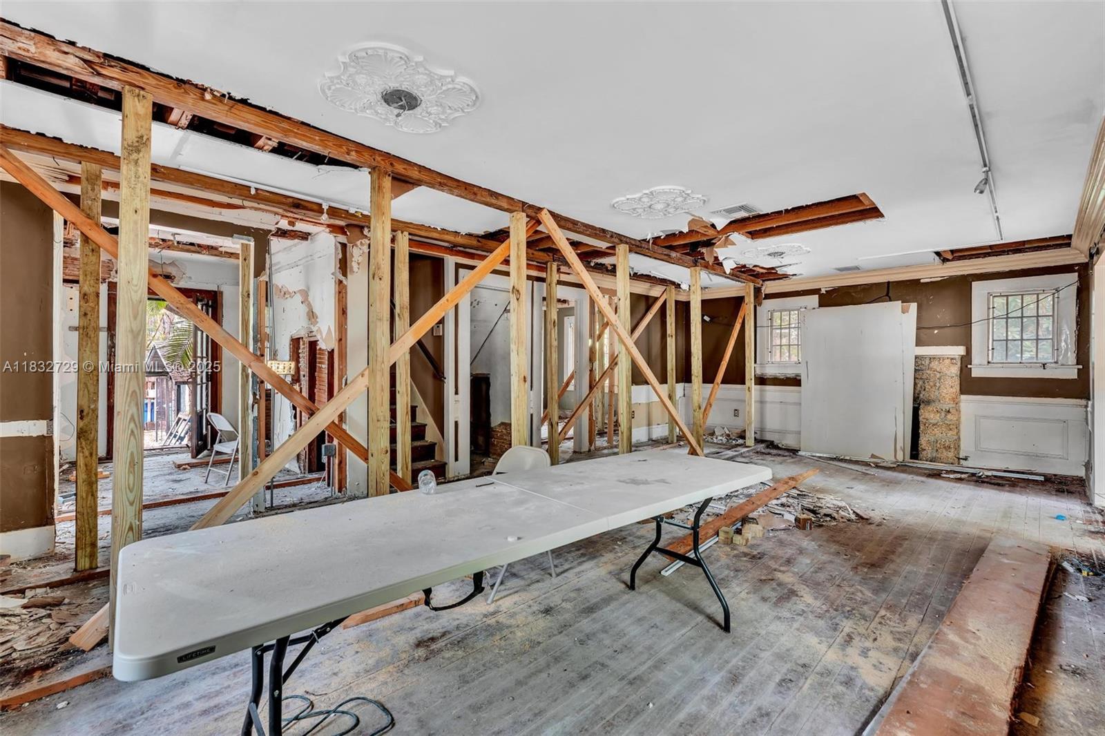 ALLAMANDA GARDENS - Residential