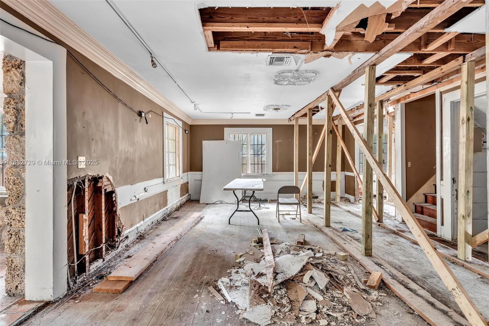 ALLAMANDA GARDENS - Residential