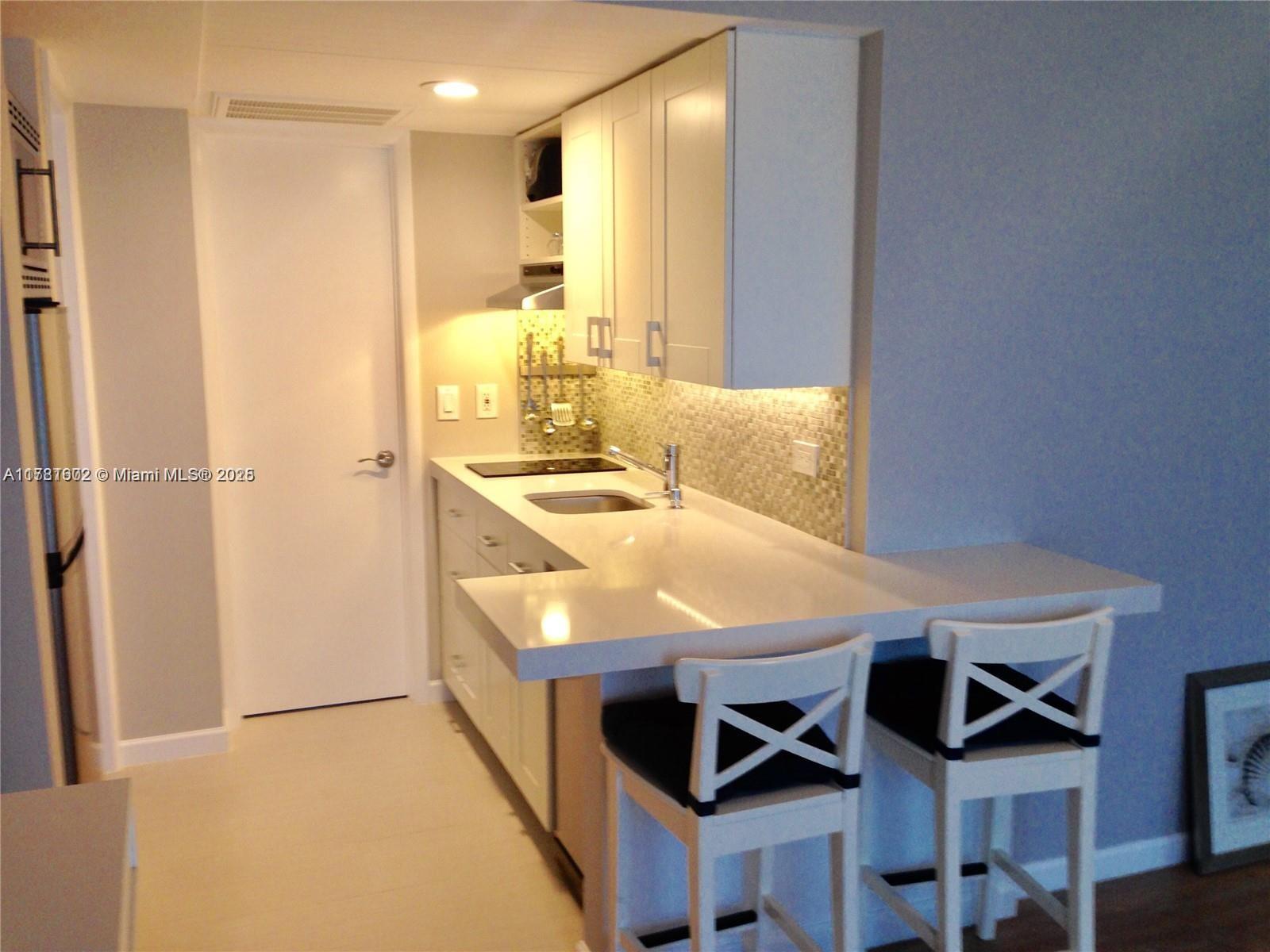 Rental Property at 9920 Collins Ave 4, Bal Harbour, Miami-Dade County, Florida - Bedrooms: 1 
Bathrooms: 1  - $1,850 MO.
