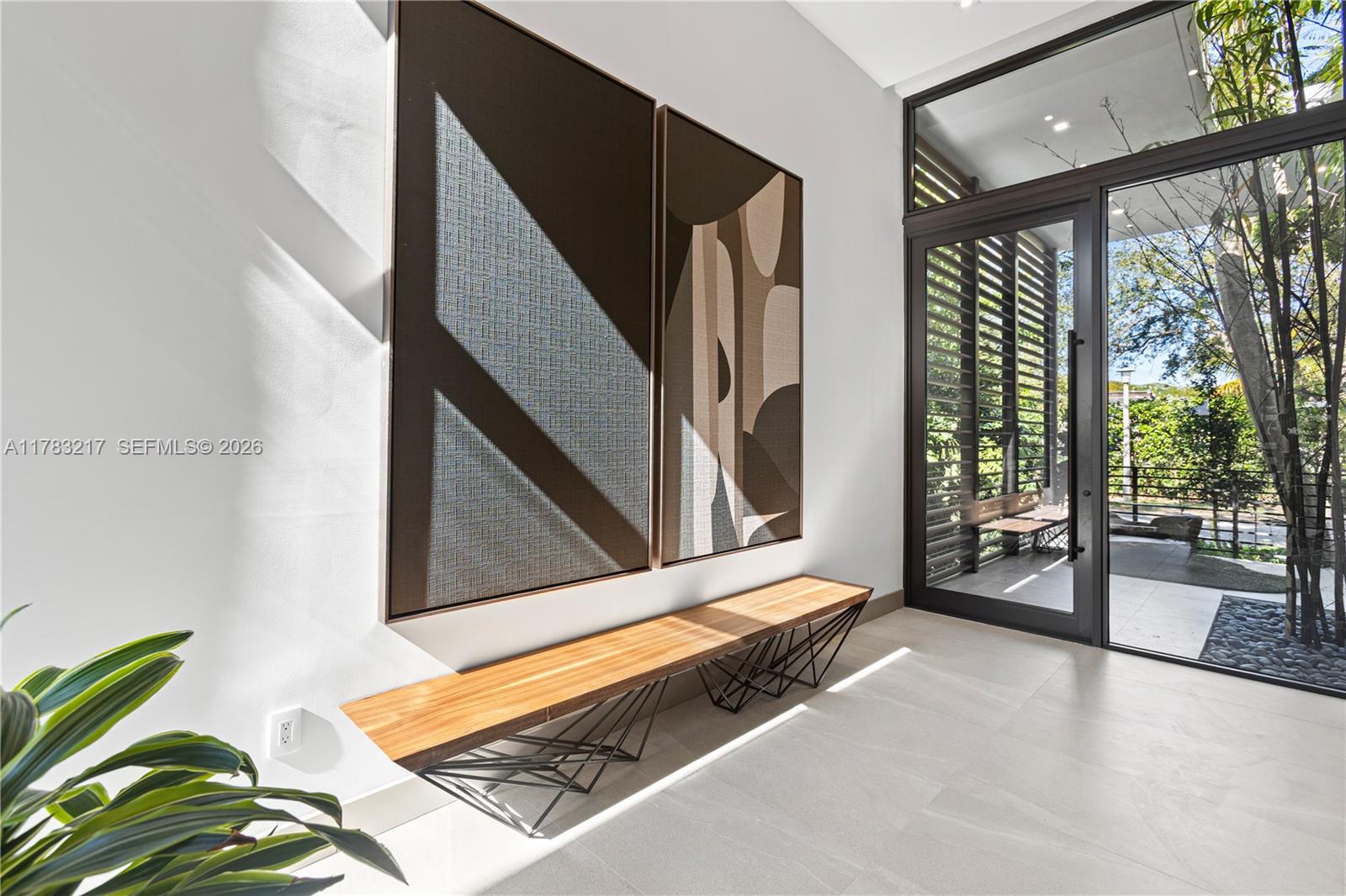 PARK PLAZA - Residential