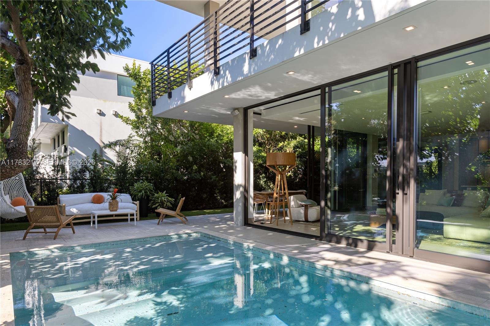 PARK PLAZA - Residential