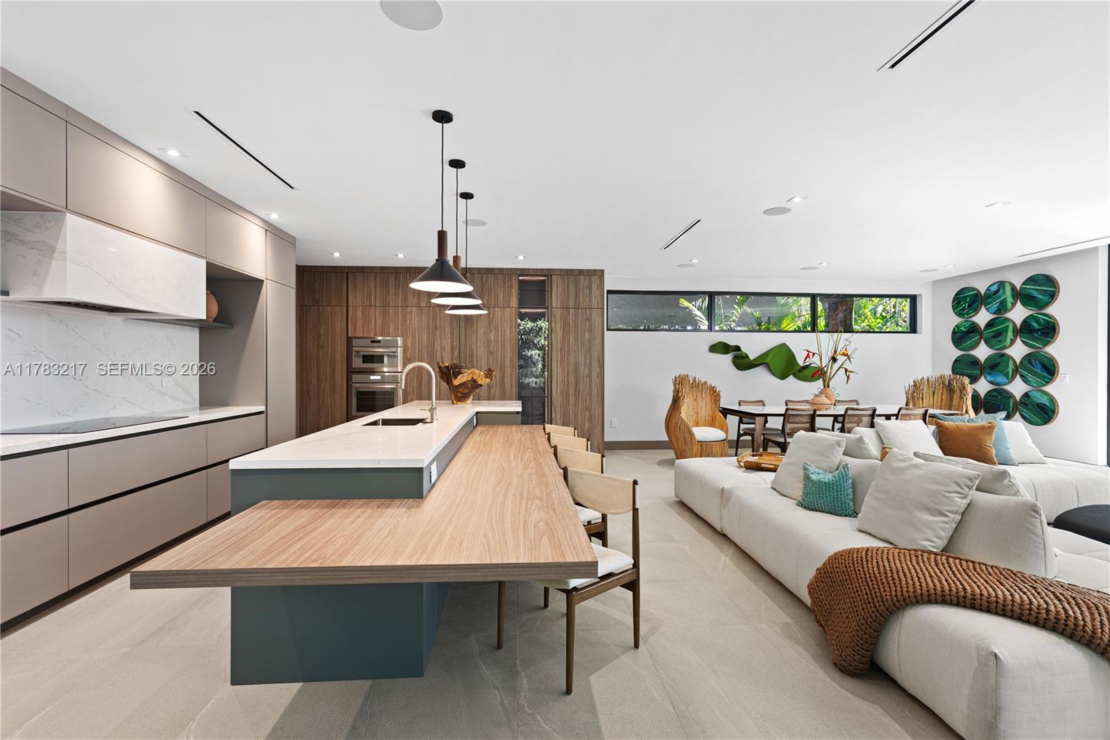 PARK PLAZA - Residential