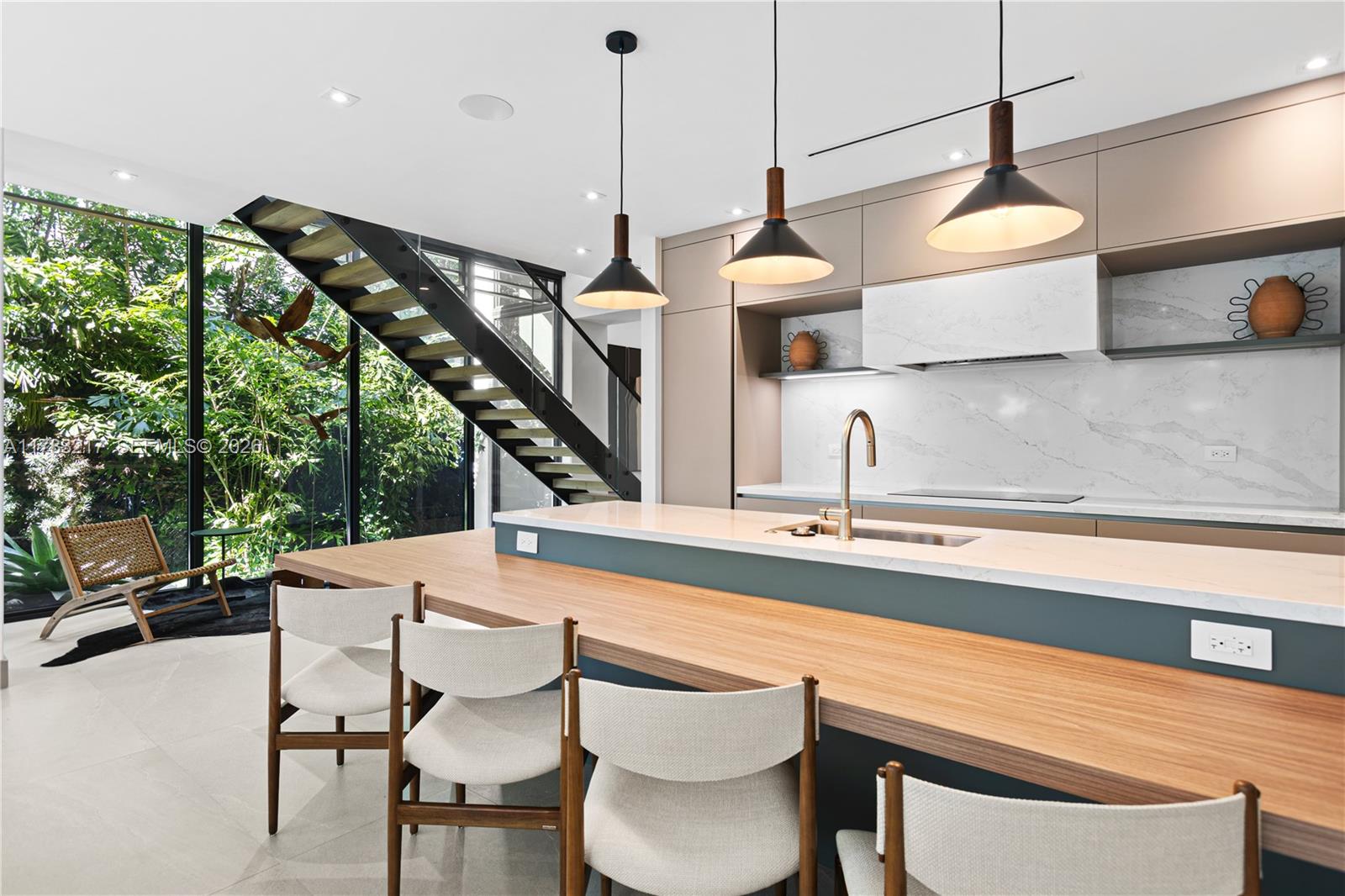 PARK PLAZA - Residential