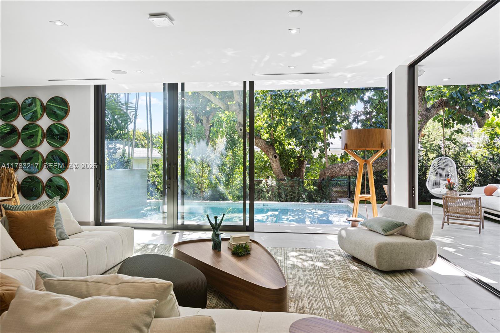 PARK PLAZA - Residential